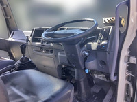 いすゞフォワードパッカー車（塵芥車）中型（4t）[写真28]