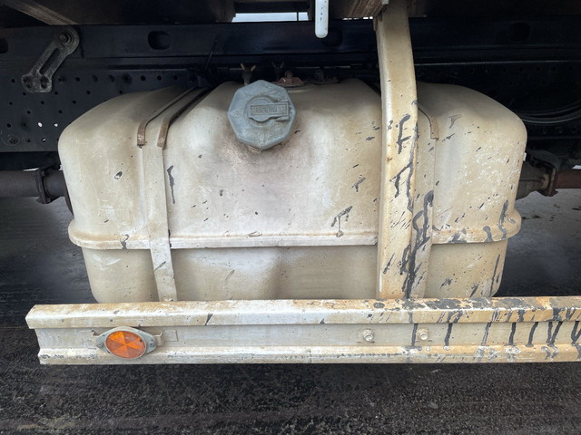 いすゞエルフアルミブロック小型（2t・3t）[写真20]