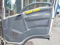 いすゞエルフアルミブロック小型（2t・3t）[写真30]