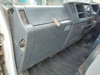 いすゞエルフアルミブロック小型（2t・3t）[写真31]