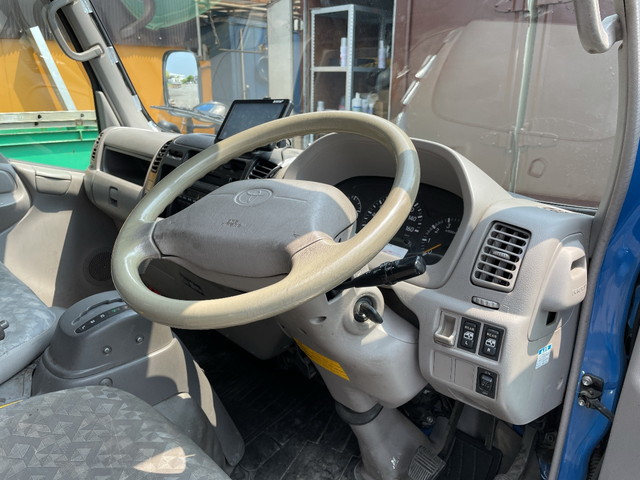 トヨタダイナダブルキャブ（Wキャブ）小型（2t・3t）[写真26]