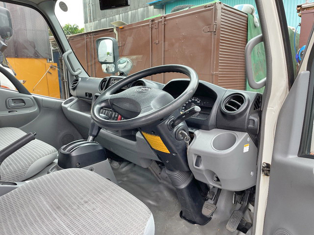 トヨタダイナアルミバン小型（2t・3t）[写真34]