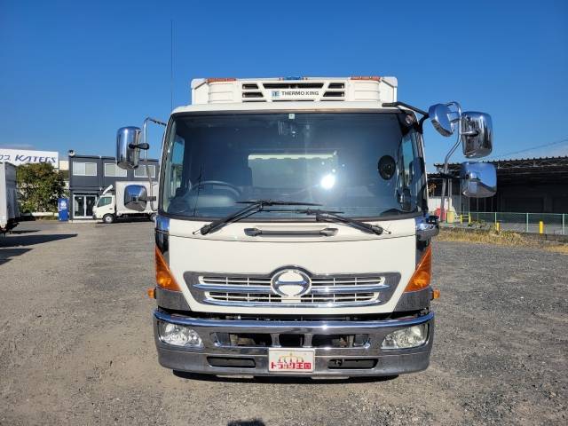 日野レンジャー冷蔵冷凍ウイング中型（4t）[写真07]