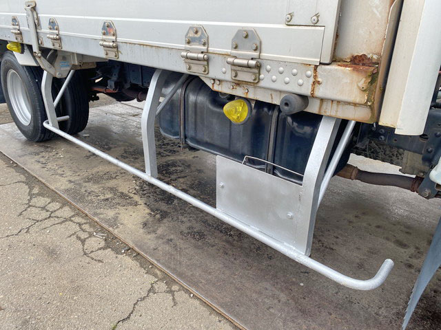 いすゞエルフアルミウイング小型（2t・3t）[写真16]