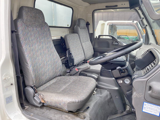 いすゞエルフアルミウイング小型（2t・3t）[写真31]