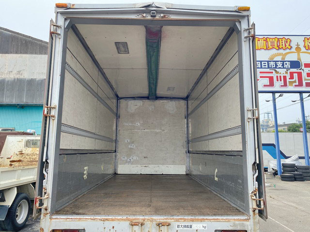 いすゞエルフアルミウイング小型（2t・3t）[写真09]