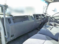 いすゞフォワードアルミウイング中型（4t）[写真23]