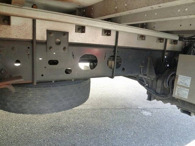 いすゞフォワードアルミウイング中型（4t）[写真27]