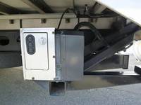 いすゞフォワードアルミウイング中型（4t）[写真28]