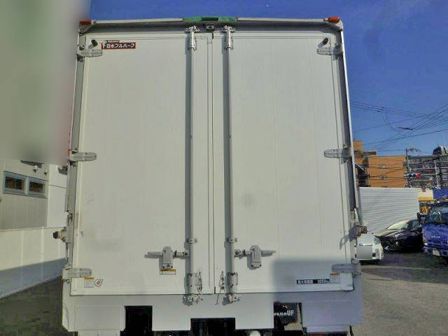 いすゞフォワードアルミウイング中型（4t）[写真07]