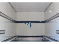 三菱ふそうキャンターアルミバン小型（2t・3t）[写真18]