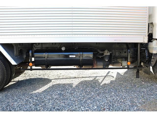 三菱ふそうキャンターアルミバン小型（2t・3t）[写真24]