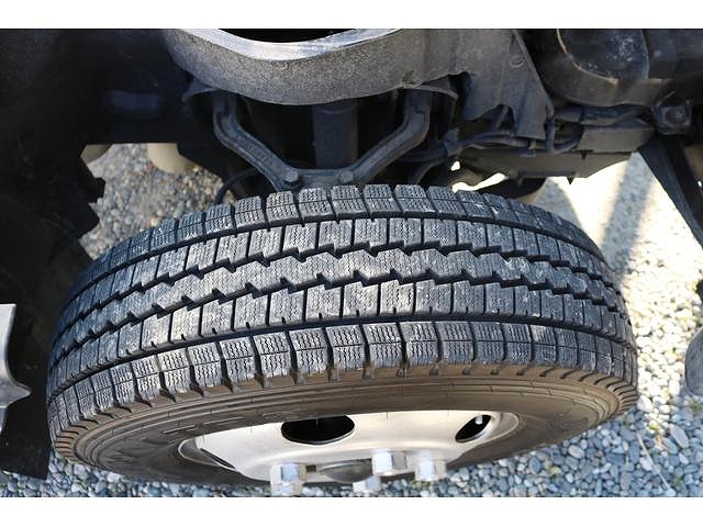 三菱ふそうキャンターアルミバン小型（2t・3t）[写真32]