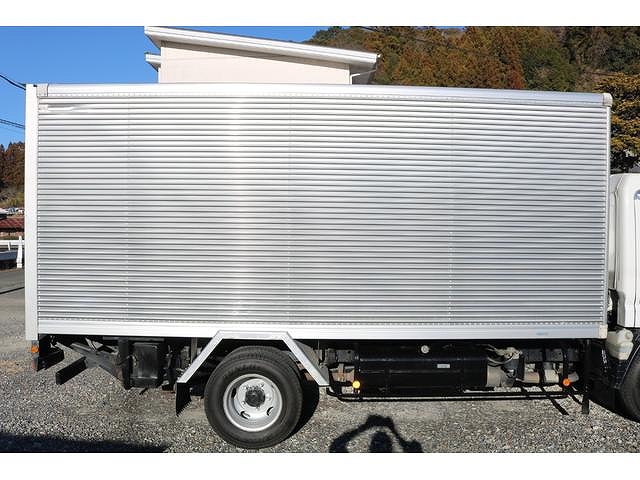 三菱ふそうキャンターアルミバン小型（2t・3t）[写真06]