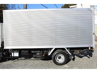 三菱ふそうキャンターアルミバン小型（2t・3t）[写真07]