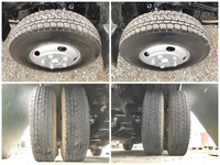 いすゞエルフ平ボディ小型（2t・3t）[写真18]