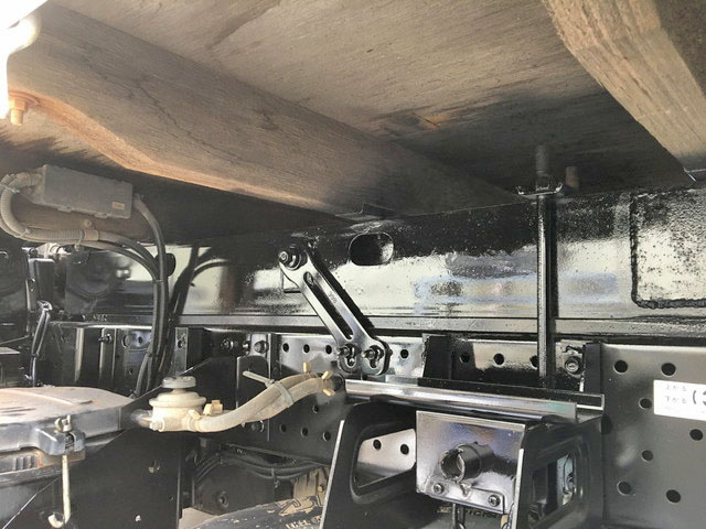 いすゞエルフ平ボディ小型（2t・3t）[写真22]