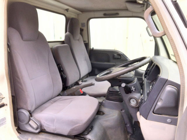 いすゞエルフ平ボディ小型（2t・3t）[写真33]