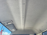 三菱ふそうキャンターカーテン車小型（2t・3t）[写真32]