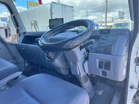 三菱ふそうキャンターカーテン車小型（2t・3t）[写真34]