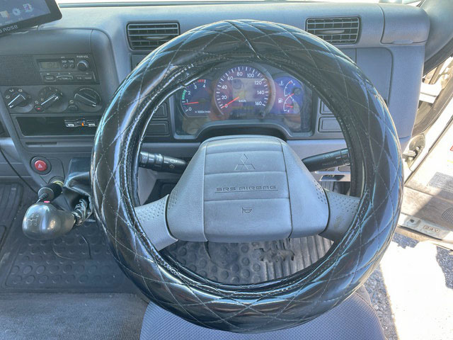 三菱ふそうキャンターカーテン車小型（2t・3t）[写真35]