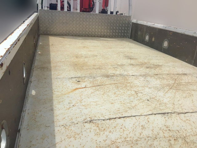 日野デュトロクレーン3段小型（2t・3t）[写真12]