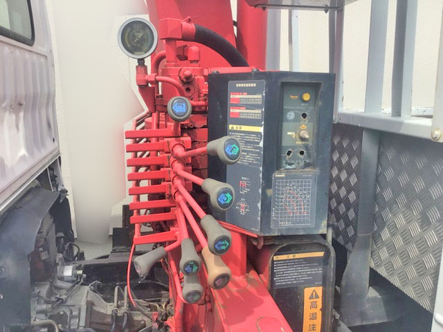 日野デュトロクレーン3段小型（2t・3t）[写真13]