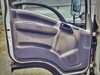 いすゞエルフアルミバン小型（2t・3t）[写真21]