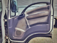 いすゞエルフアルミバン小型（2t・3t）[写真22]