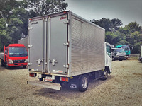 いすゞエルフアルミバン小型（2t・3t）[写真02]