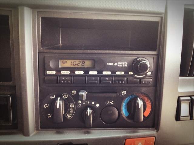 いすゞエルフアルミバン小型（2t・3t）[写真30]