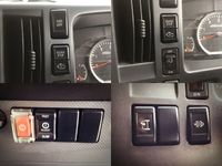 いすゞエルフアルミバン小型（2t・3t）[写真32]