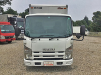 いすゞエルフアルミバン小型（2t・3t）[写真07]