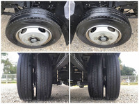 日野デュトロ平ボディ小型（2t・3t）[写真13]