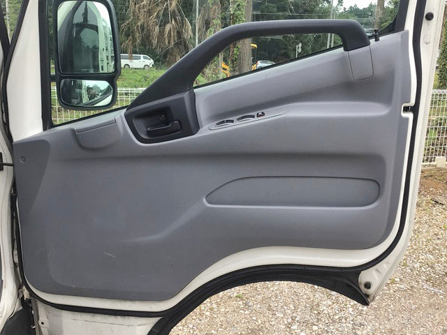 日野デュトロ平ボディ小型（2t・3t）[写真26]