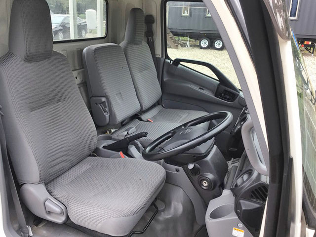 日野デュトロ平ボディ小型（2t・3t）[写真31]