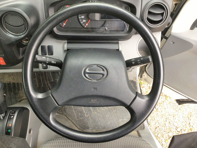 日野デュトロ平ボディ小型（2t・3t）[写真33]