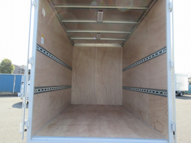 三菱ふそうキャンターアルミバン小型（2t・3t）[写真06]