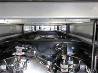 三菱ふそうキャンターアルミバン小型（2t・3t）[写真09]