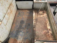 いすゞエルフ高所作業車小型（2t・3t）[写真09]