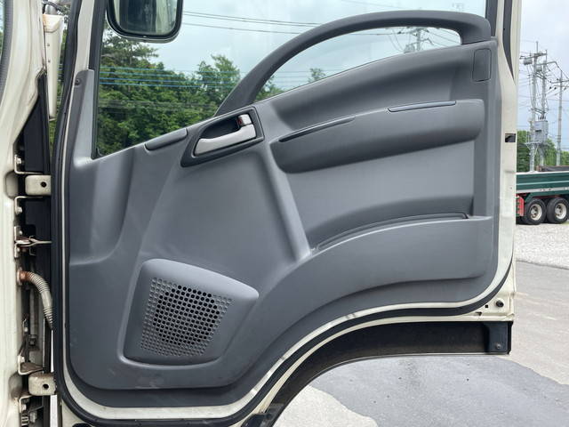 いすゞフォワード冷凍車（冷蔵車）増トン（6t・8t）[写真25]