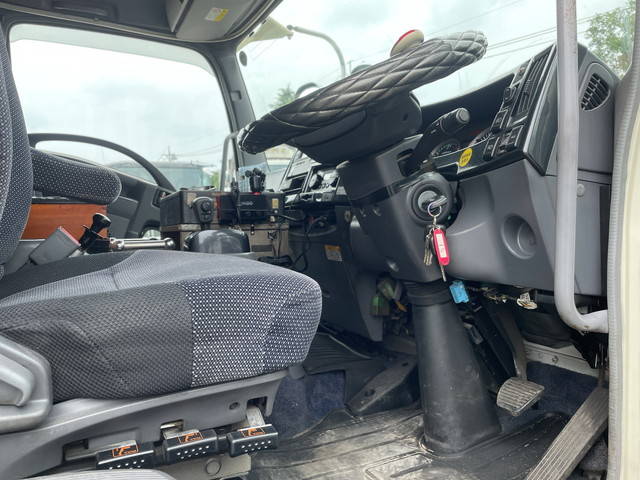 いすゞフォワード冷凍車（冷蔵車）増トン（6t・8t）[写真29]