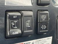 いすゞフォワード冷凍車（冷蔵車）増トン（6t・8t）[写真36]