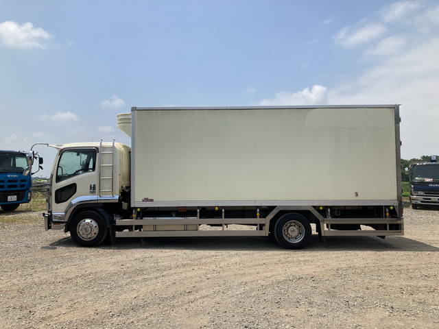 いすゞフォワード冷凍車（冷蔵車）増トン（6t・8t）[写真05]