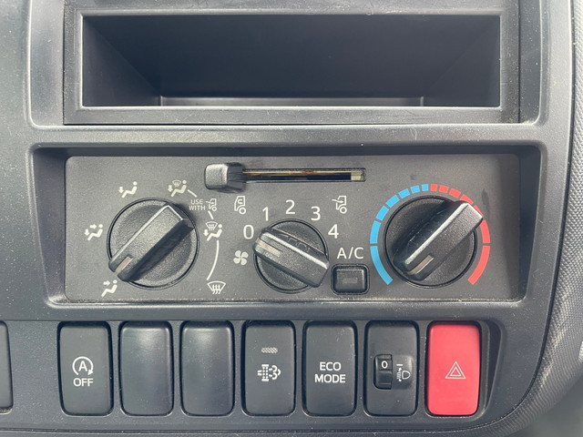 日野デュトロ平ボディ小型（2t・3t）[写真29]