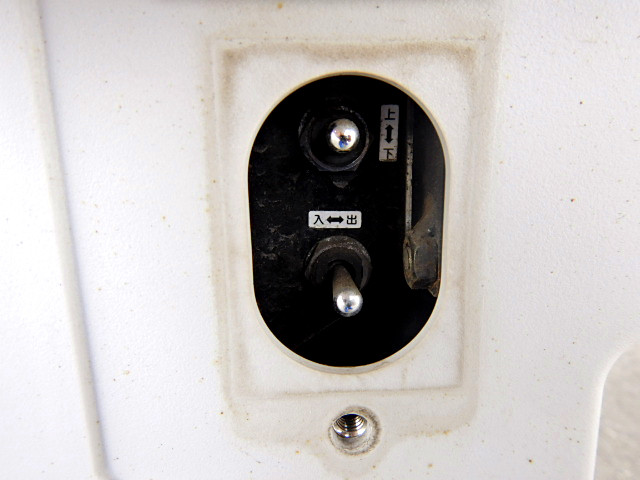 UDトラックスコンドルアルミウイング増トン（6t・8t）[写真16]