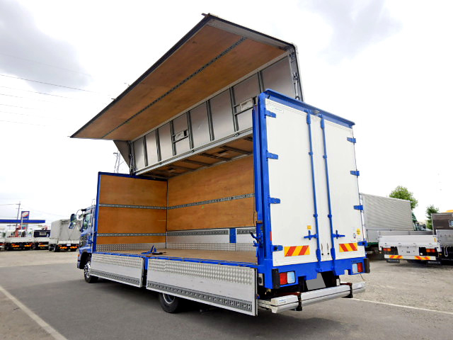 UDトラックスコンドルアルミウイング増トン（6t・8t）[写真19]