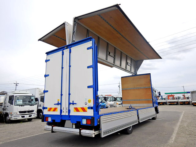 UDトラックスコンドルアルミウイング増トン（6t・8t）[写真20]