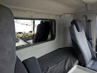 UDトラックスコンドルアルミウイング増トン（6t・8t）[写真32]