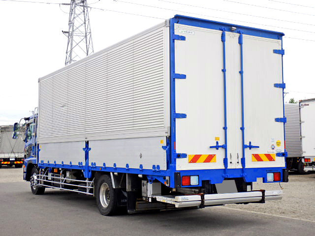 UDトラックスコンドルアルミウイング増トン（6t・8t）[写真05]